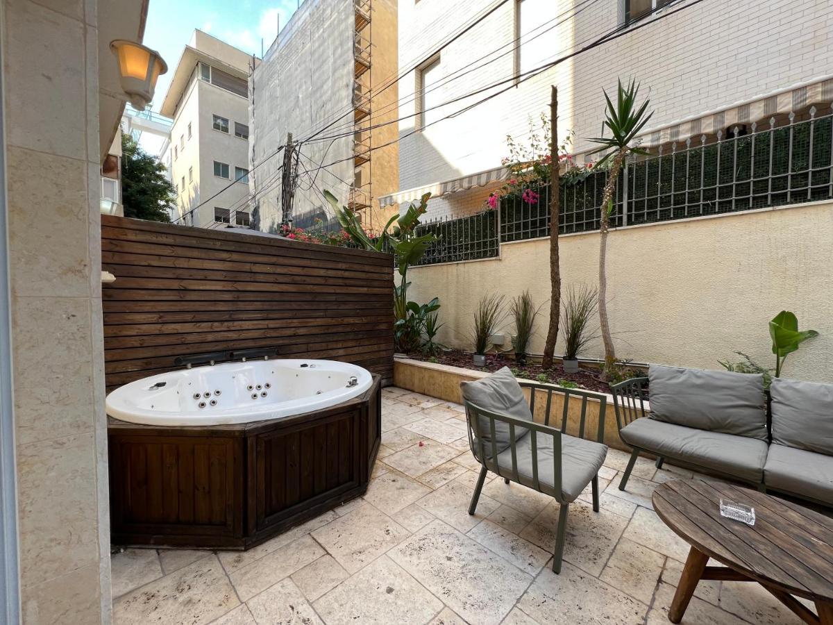 Beer Garden Hotel テル・アビブ エクステリア 写真