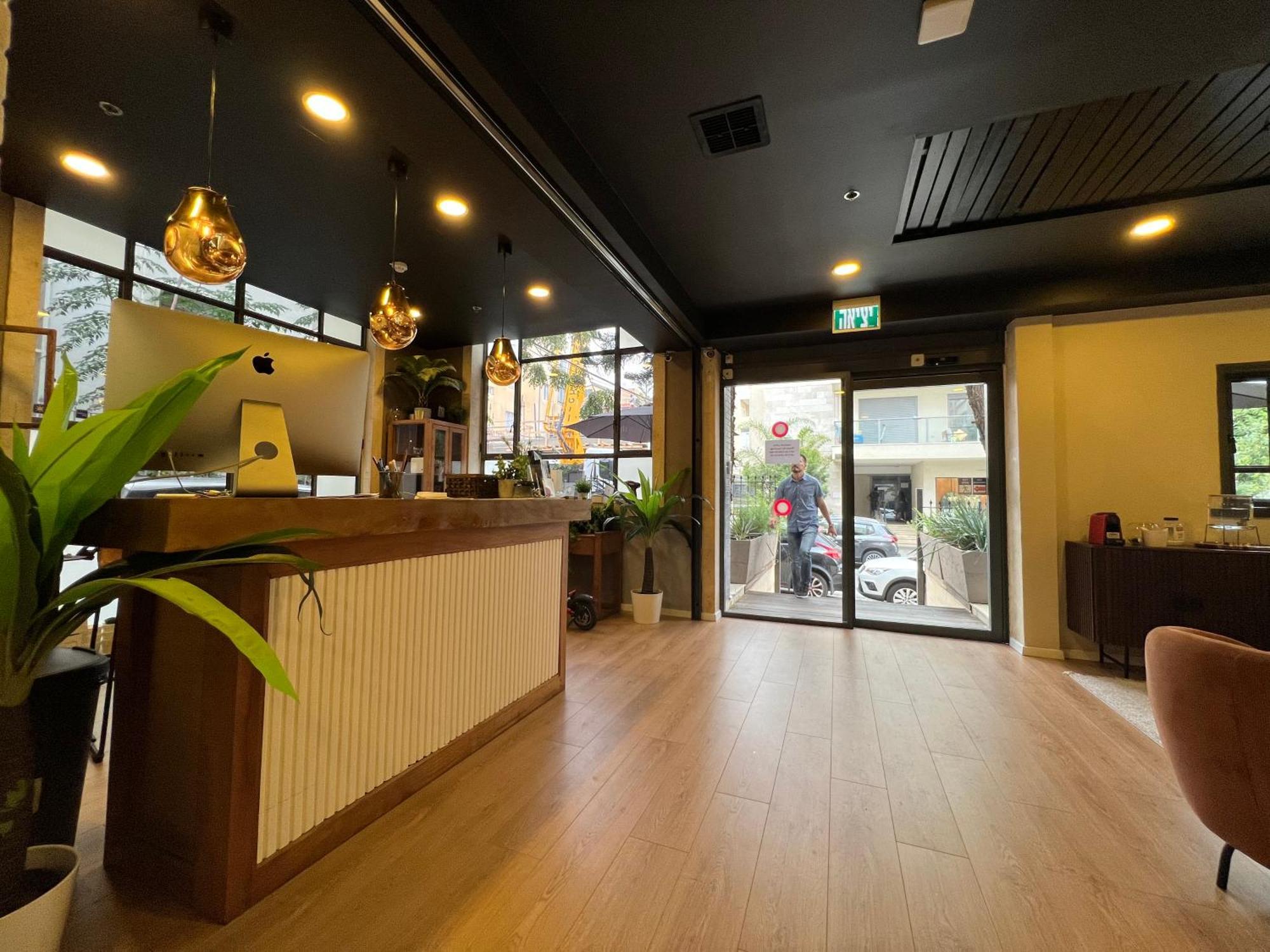 Beer Garden Hotel テル・アビブ エクステリア 写真